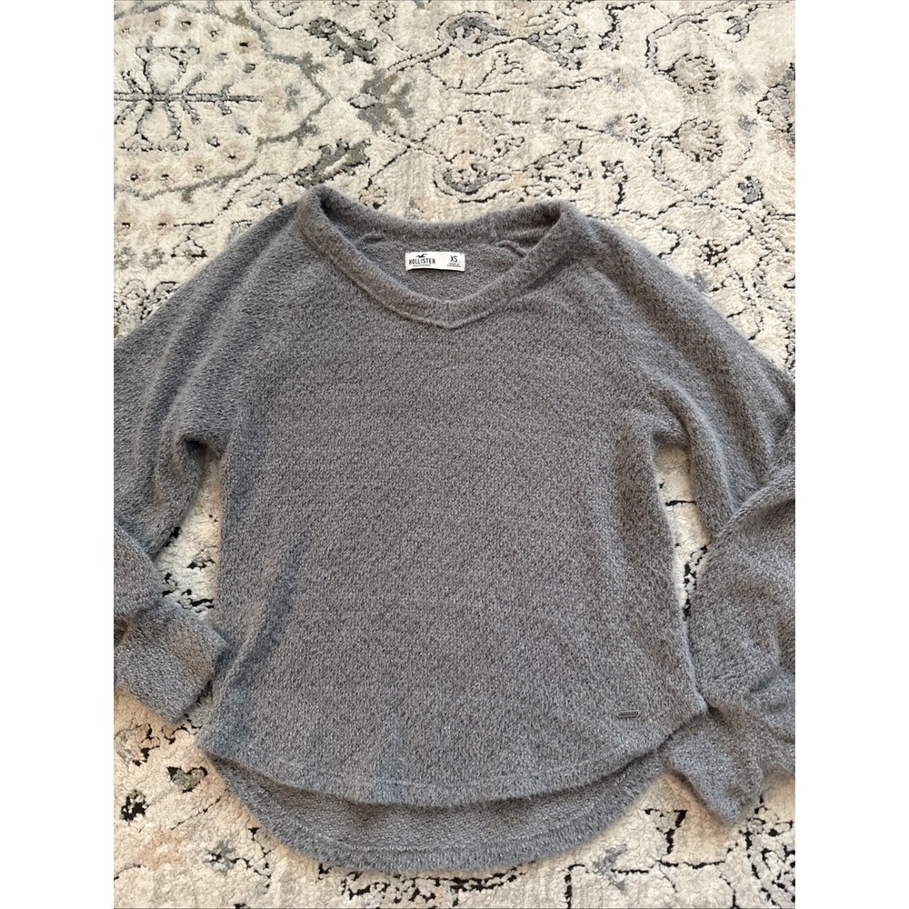 Hollister Women's Gray Solid Knit V-Neck Fuzzy Pullover Sweater XS